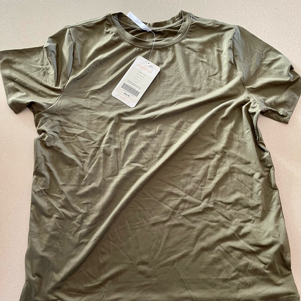 Fabletics shirt